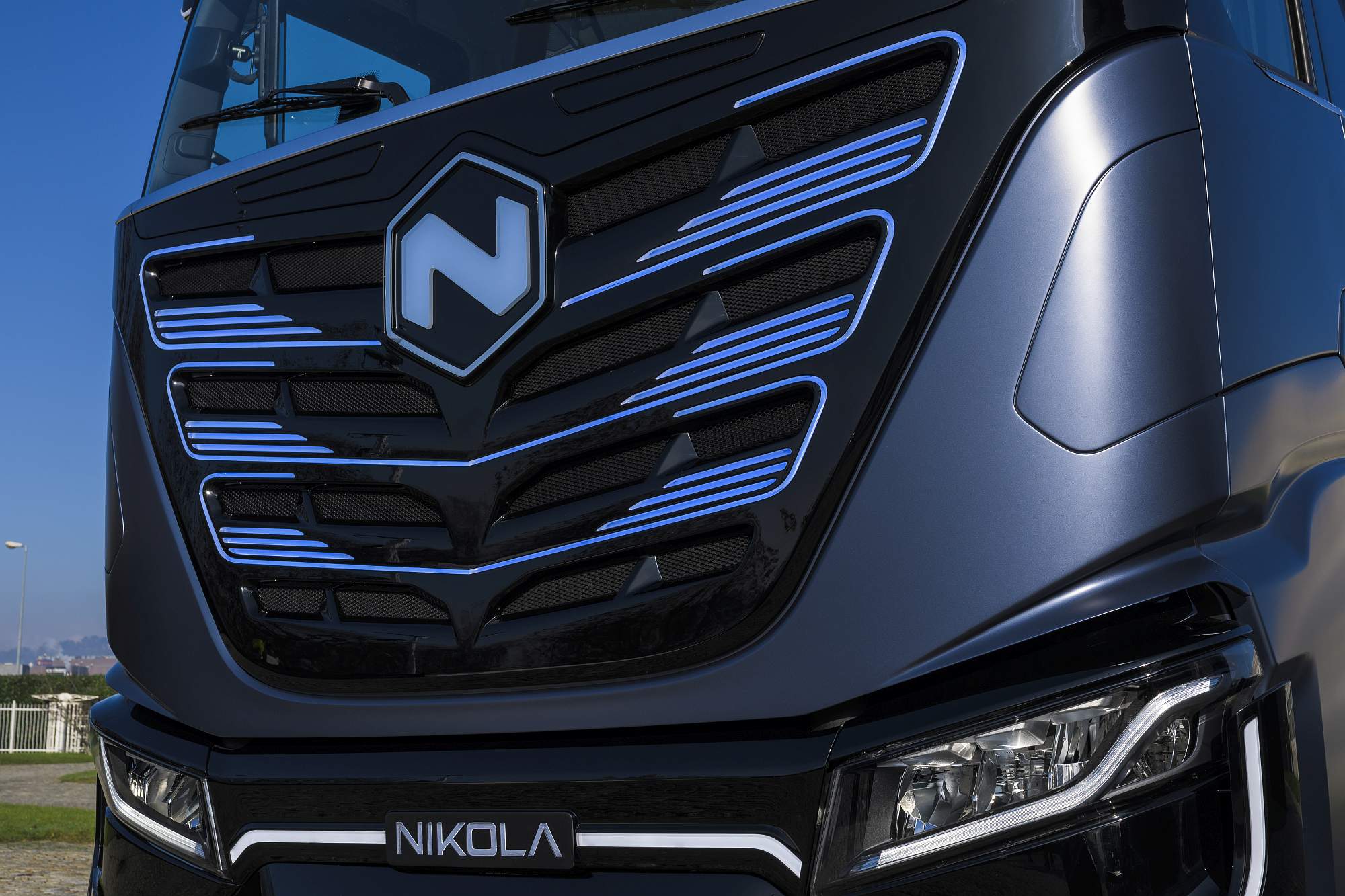 NIKOLA TRE EXTERIORS (5)