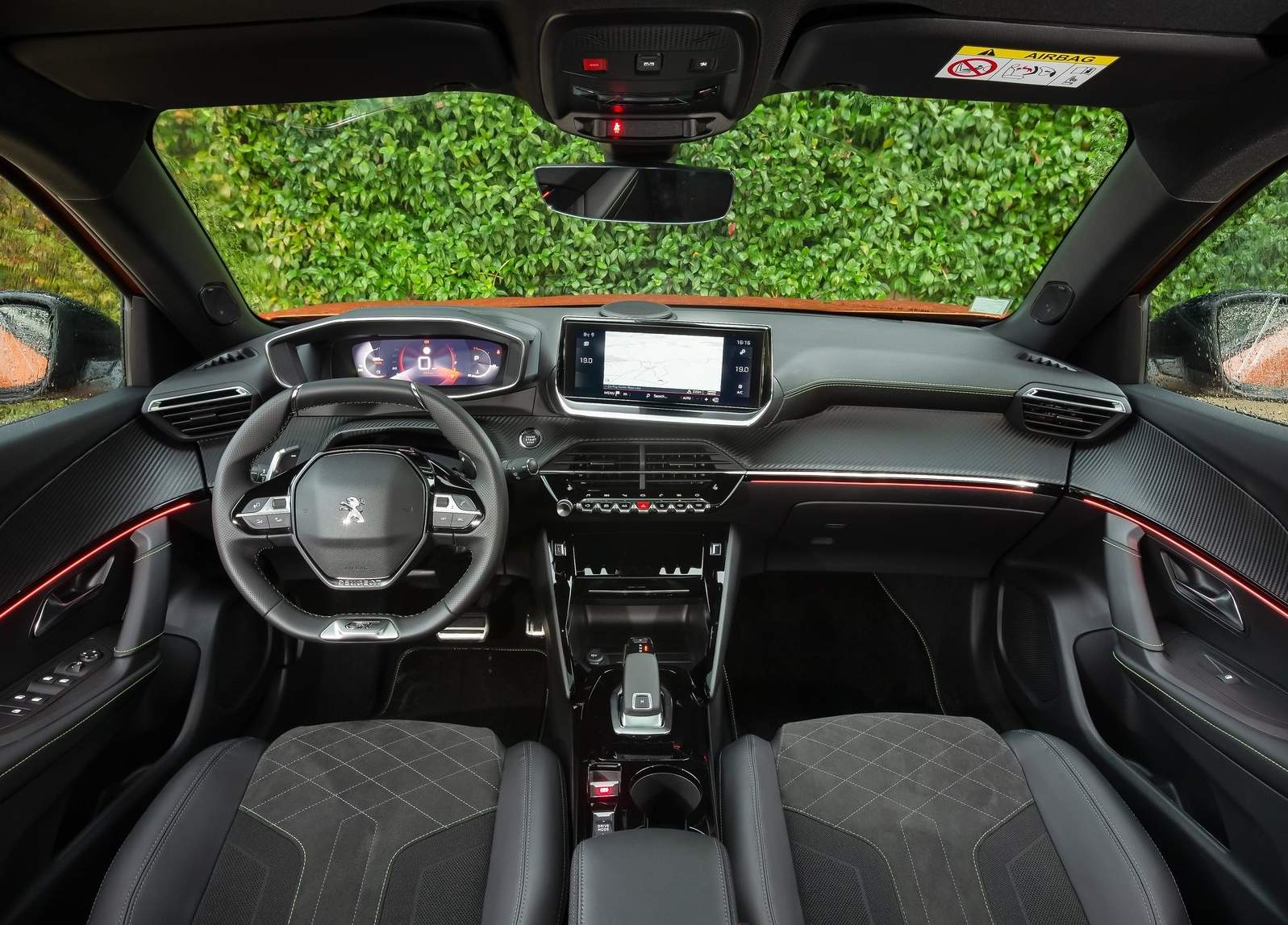 Peugeot-2008-202_ (2)