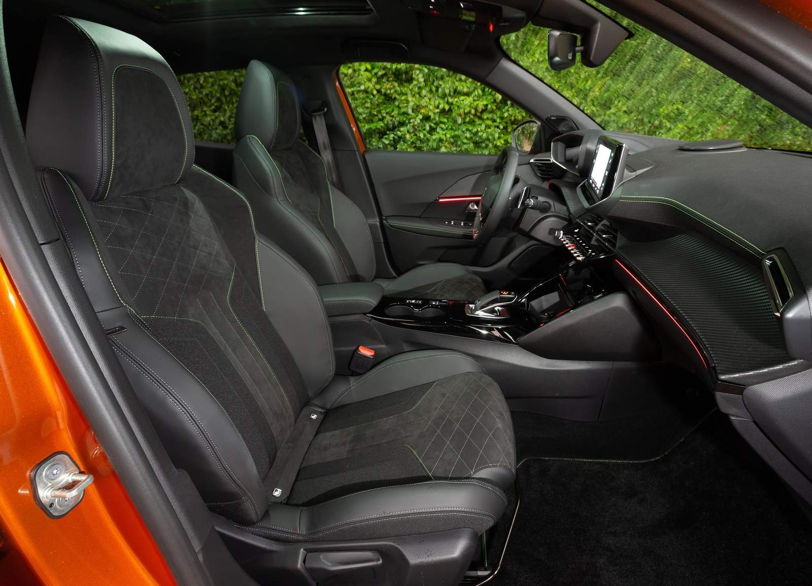 Peugeot-2008-202_ (3)