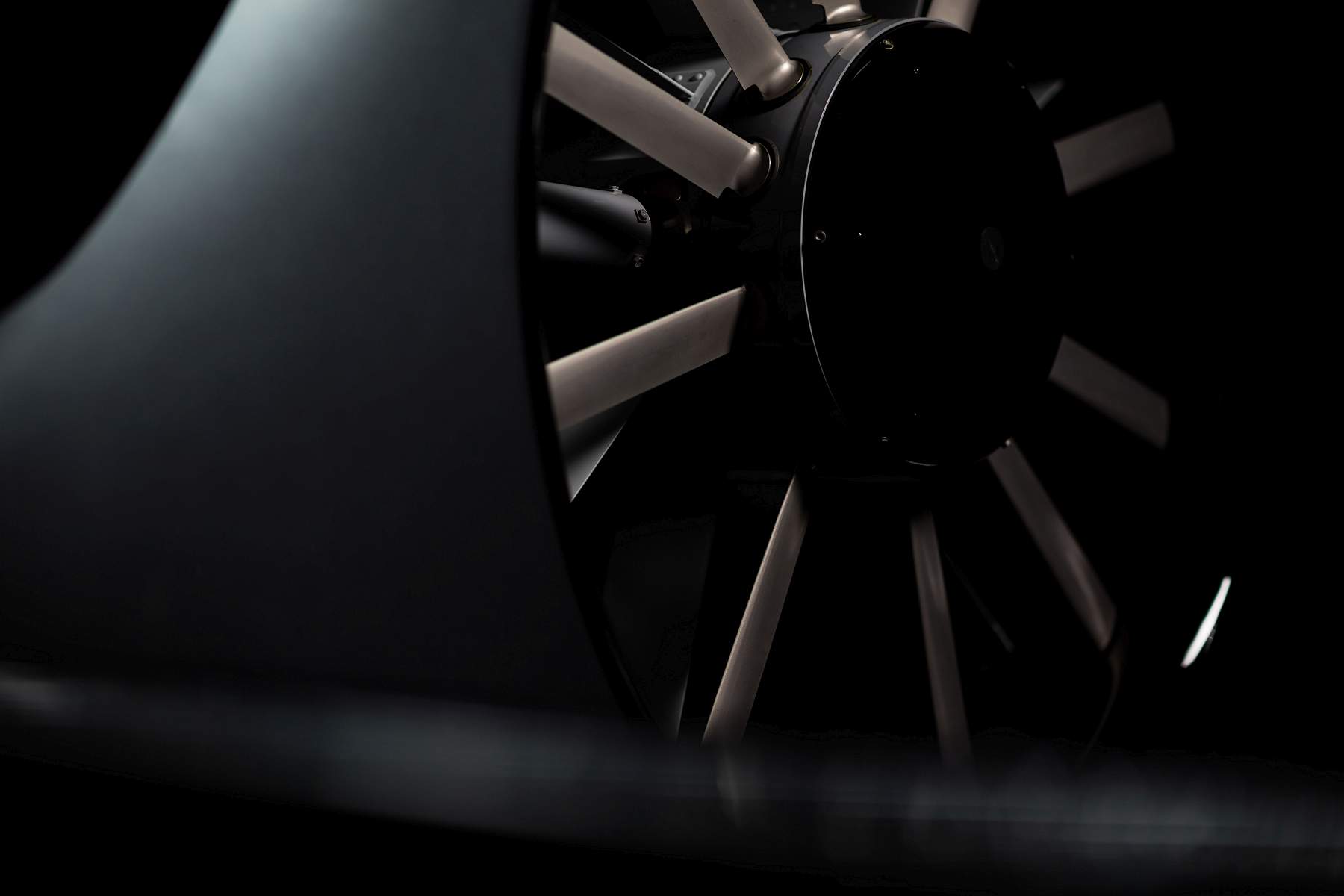 ACH130 Aston Martin Edition (12)