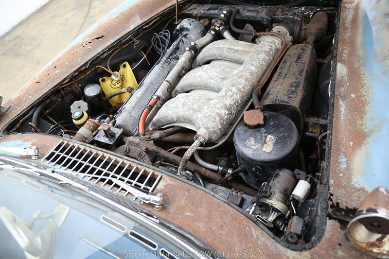 Barn-Find-Mercedes-Benz-300SL-16