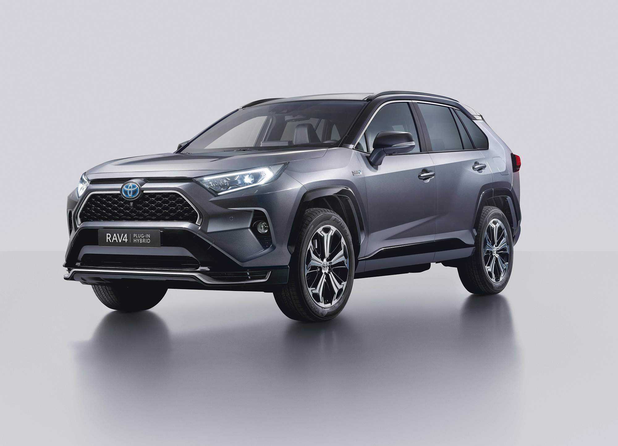Toyota RAV4_Plug in 2020 (1)