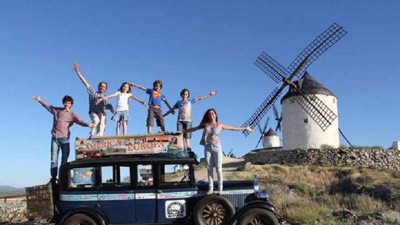 familia-viajera-valencina-kjSD-620×349@abc