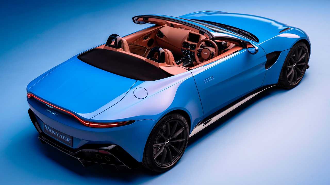 2021-aston-martin-vantage-roadster
