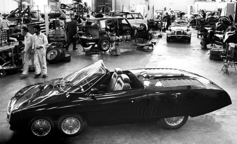 Panther_Six_1977_10