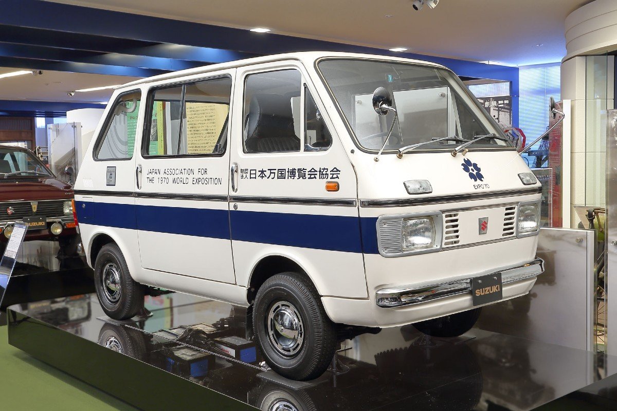 suzuki-carry-van-1970_hd_119456