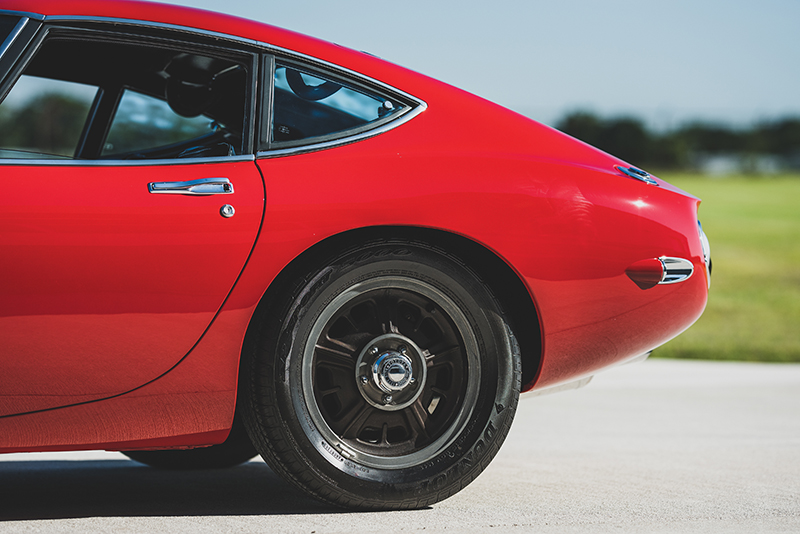 1967-Toyota-2000GT-_16