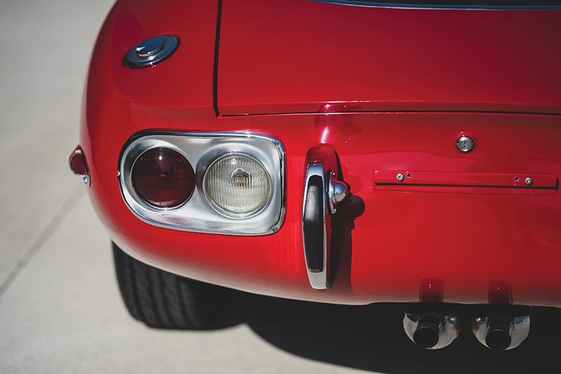 1967-Toyota-2000GT-_18