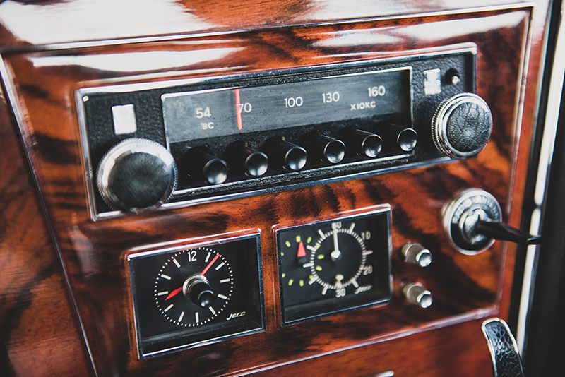 1967-Toyota-2000GT-_27