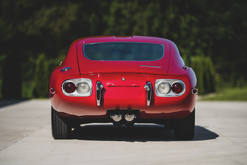 1967-Toyota-2000GT-_6