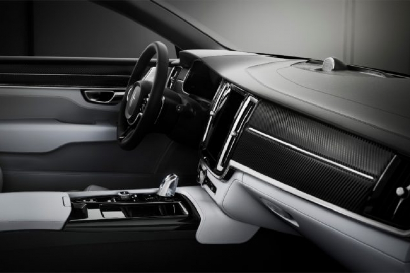 215043_Polestar_1_interior_dashboard_side-796×420