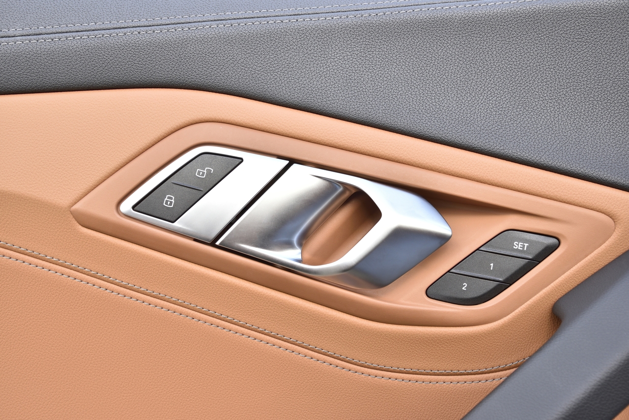 P90328396_highRes_the-new-bmw-z4-m40i-_Easy-Resize.com
