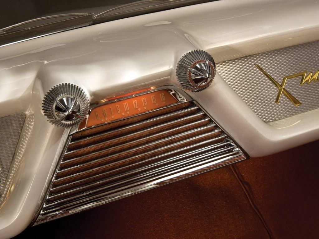 radio-1024×769