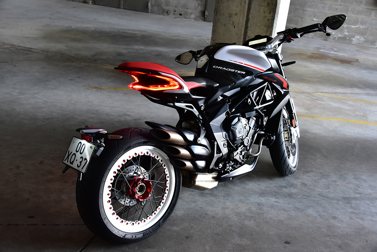 MV Agusta Dragster 800