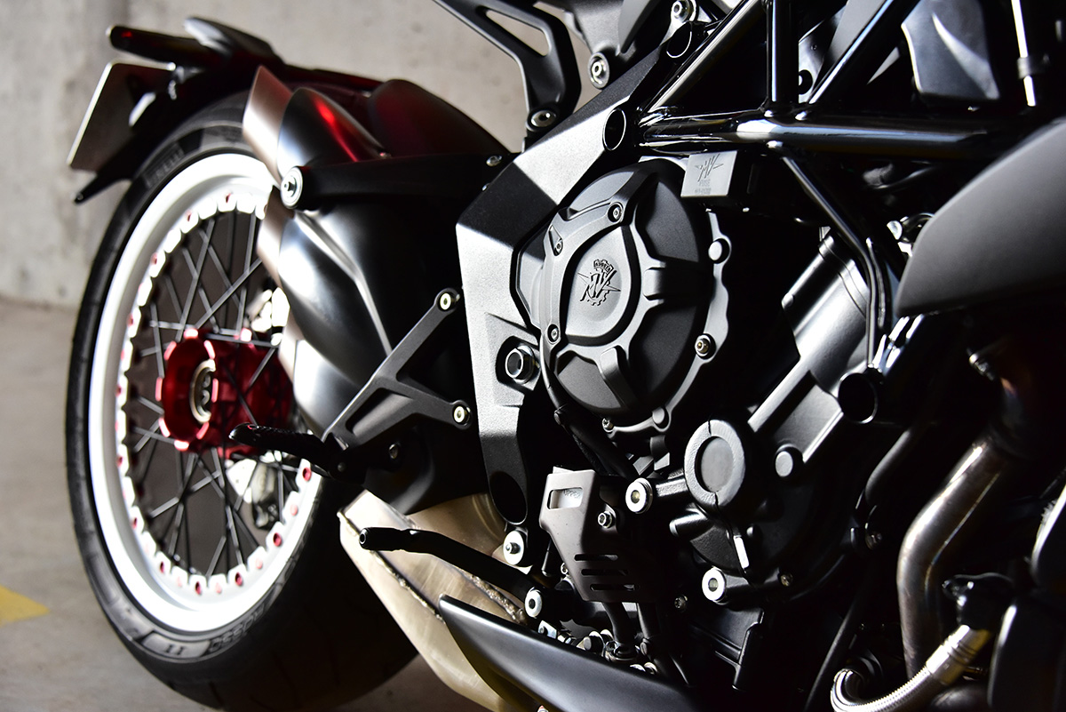 MV Agusta Dragster 800