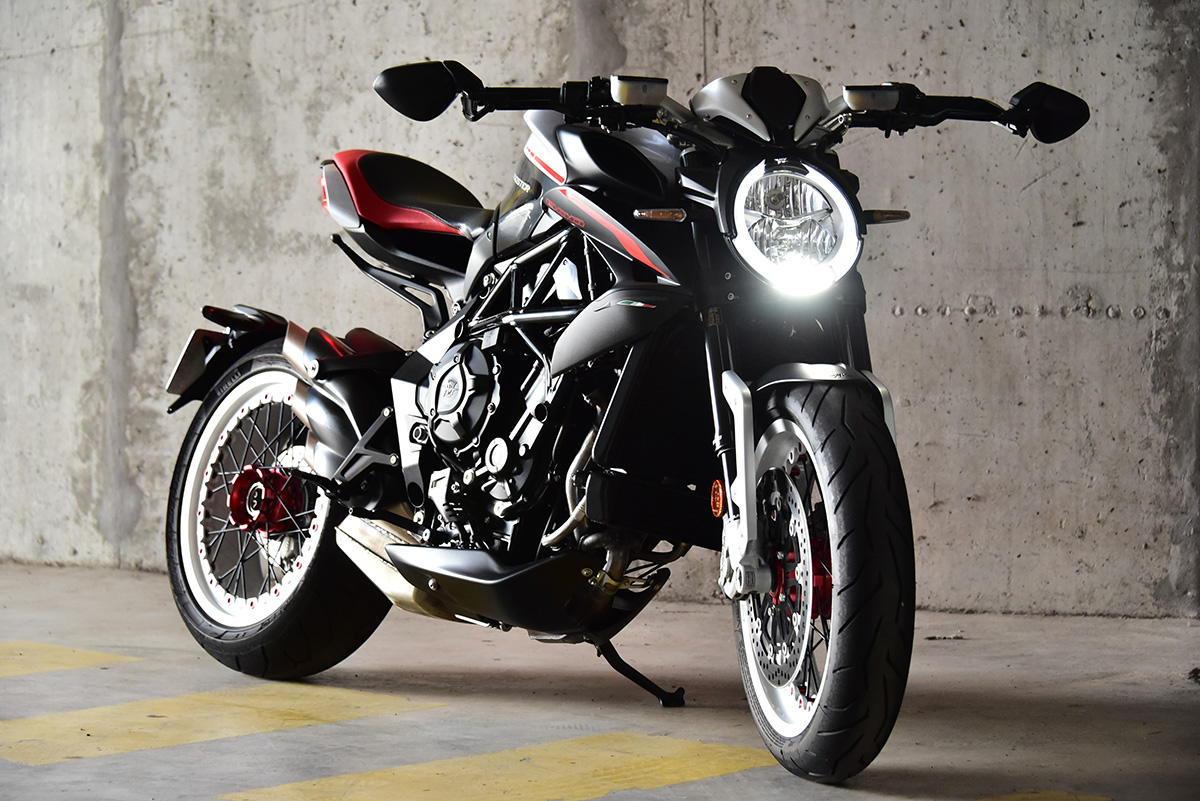 MV Agusta Dragster 800