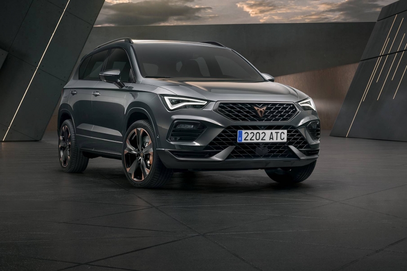 001CUPRA_Ateca_3-4_Front_LowRes