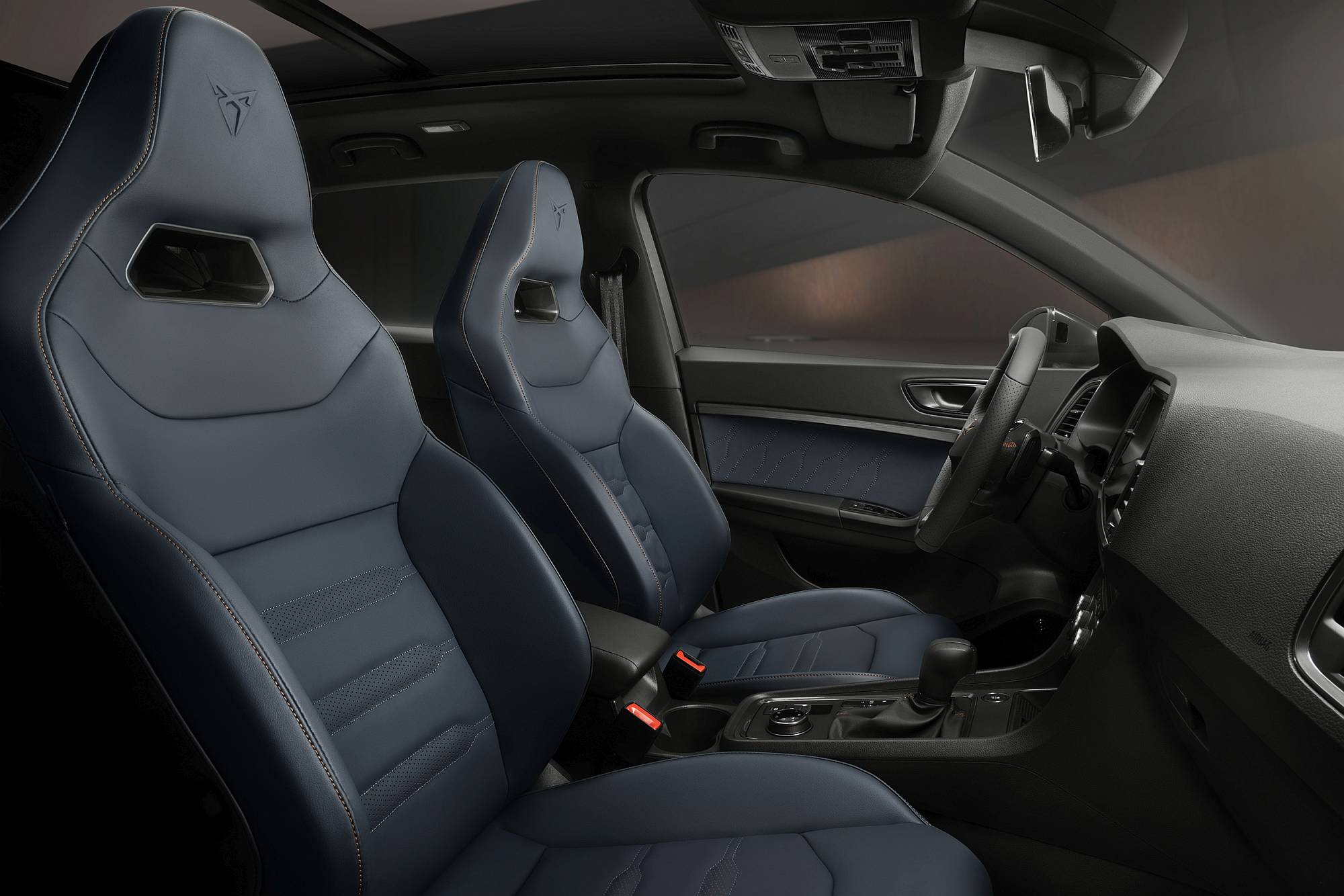 012CUPRA_Interior_2_LowRes