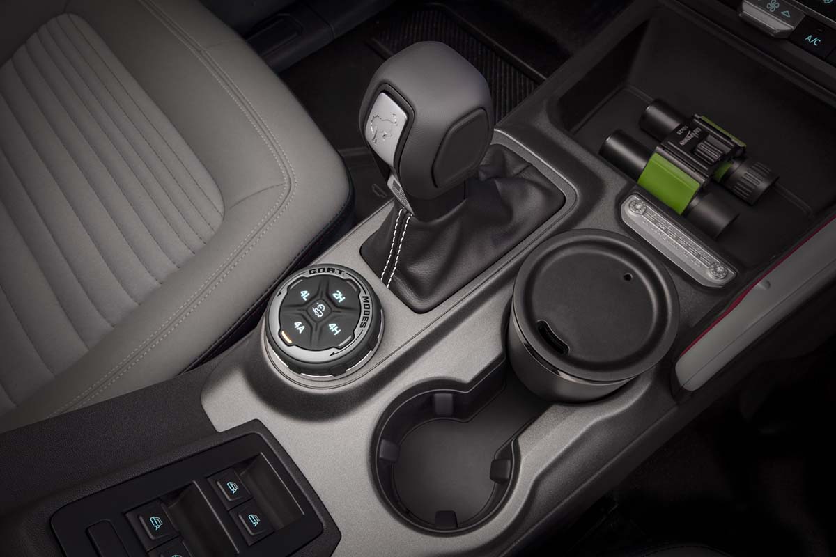 2021-Ford-Bronco-19
