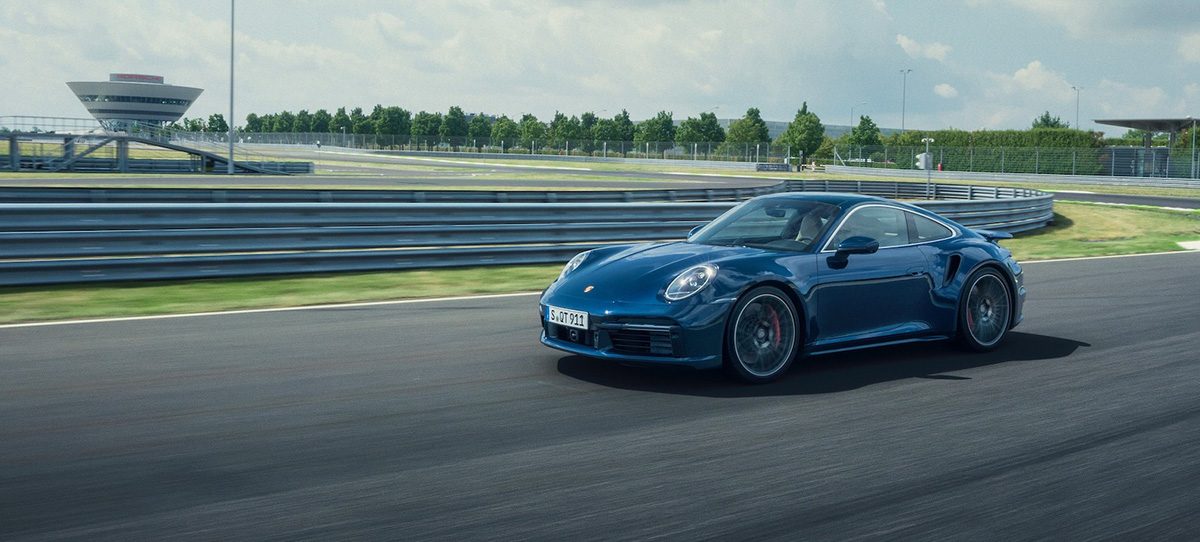 2021-Porsche-911-Turbo-0007