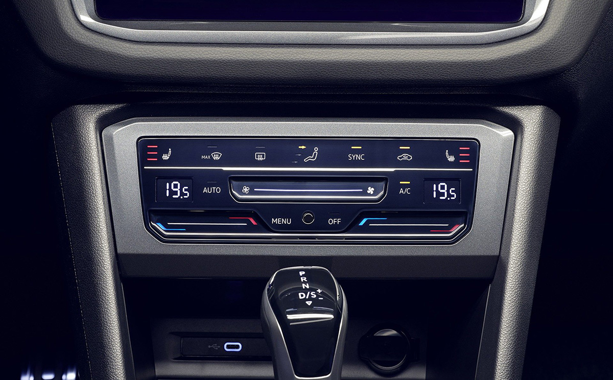 2021-VW-Tiguan-FL-1