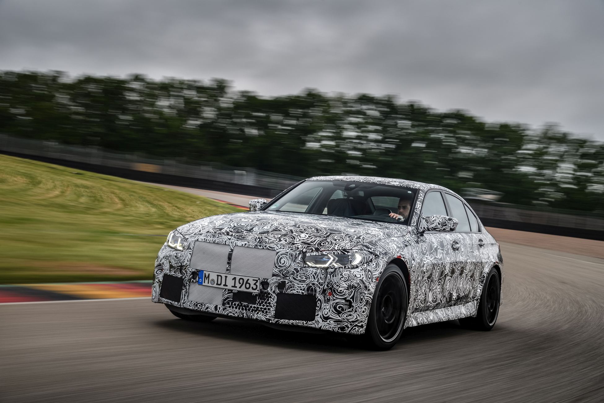 BMW M3 e M4_2020 (4)