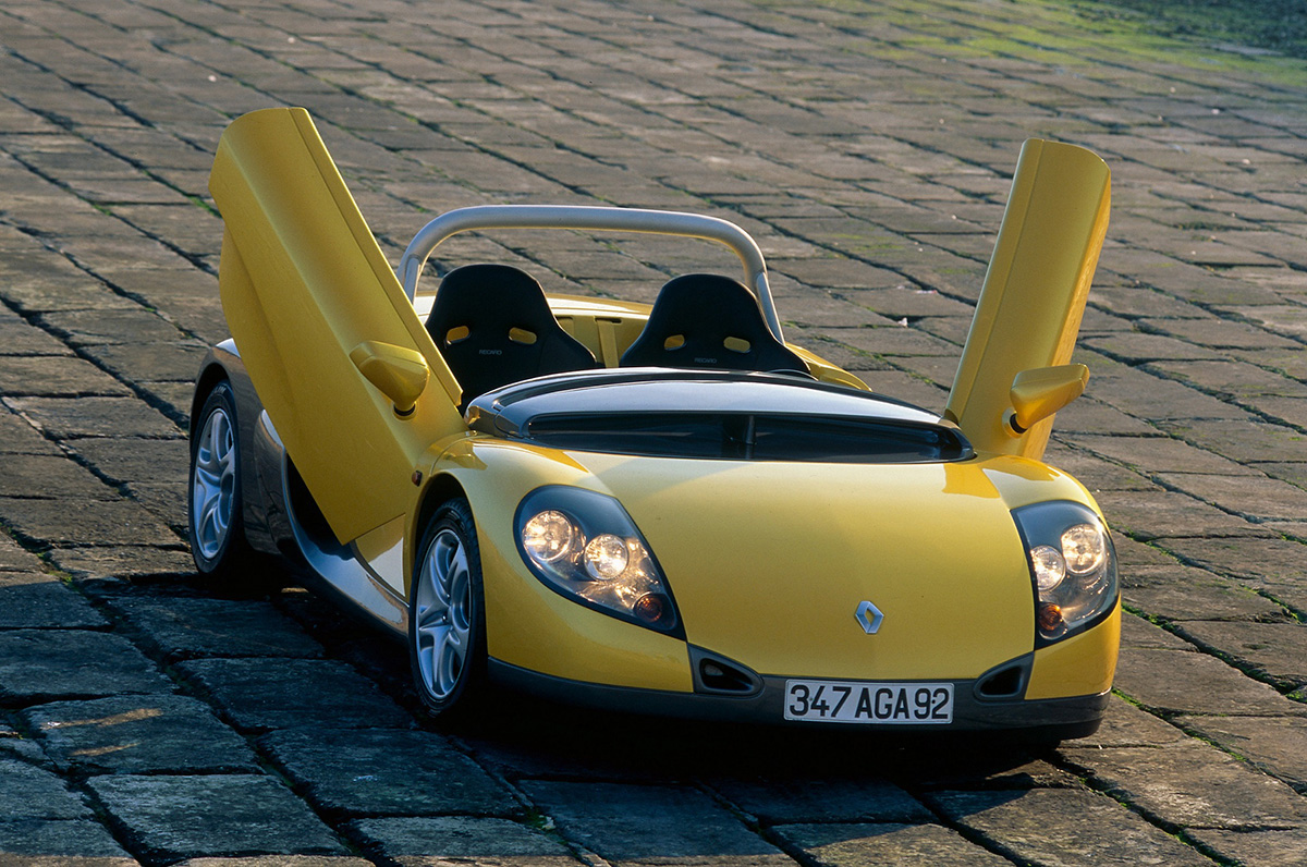 RENAULT SPIDER (W94)
