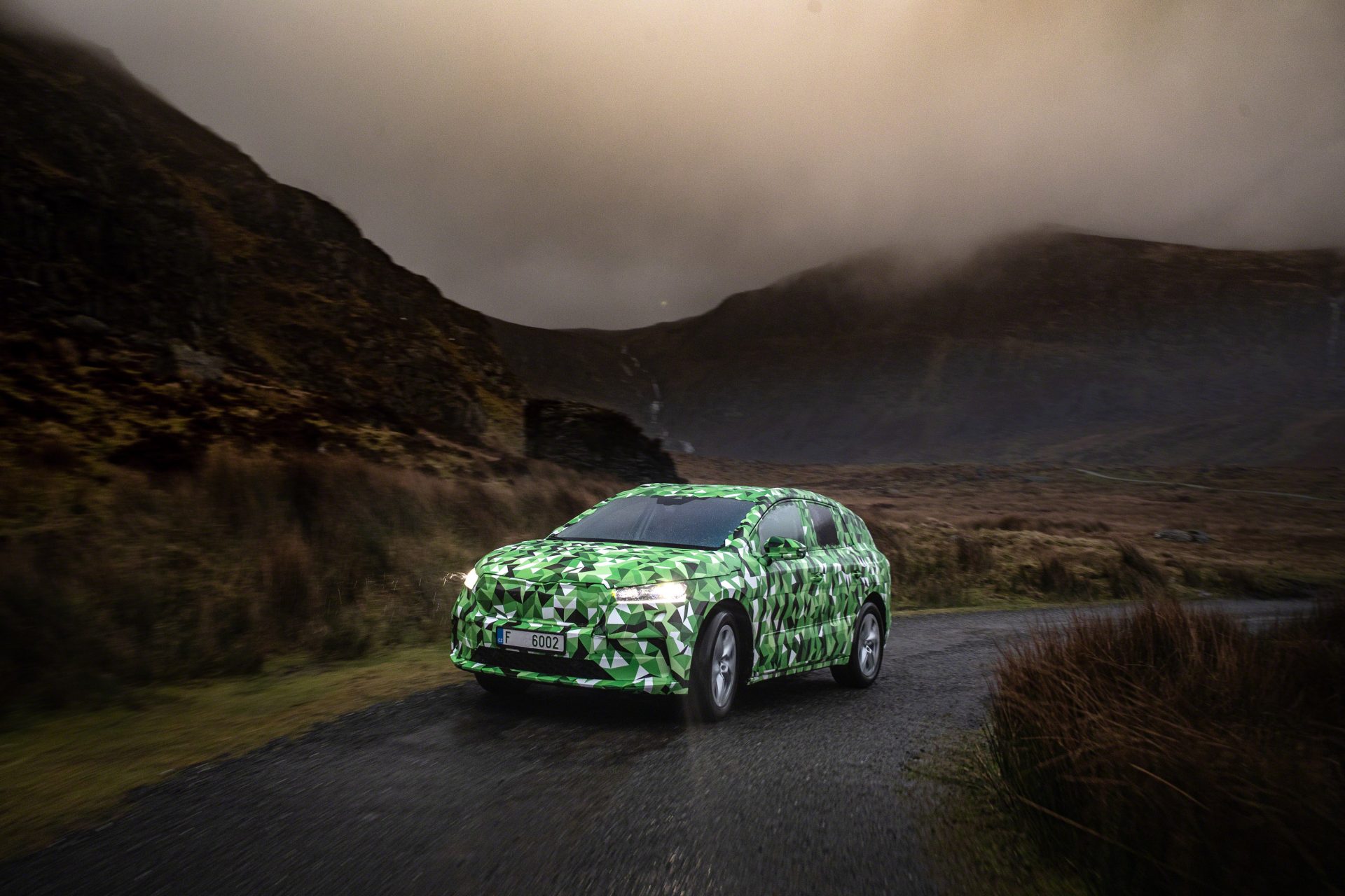 SKODA-ENYAQ-Covered-Drive-35-1920×1280