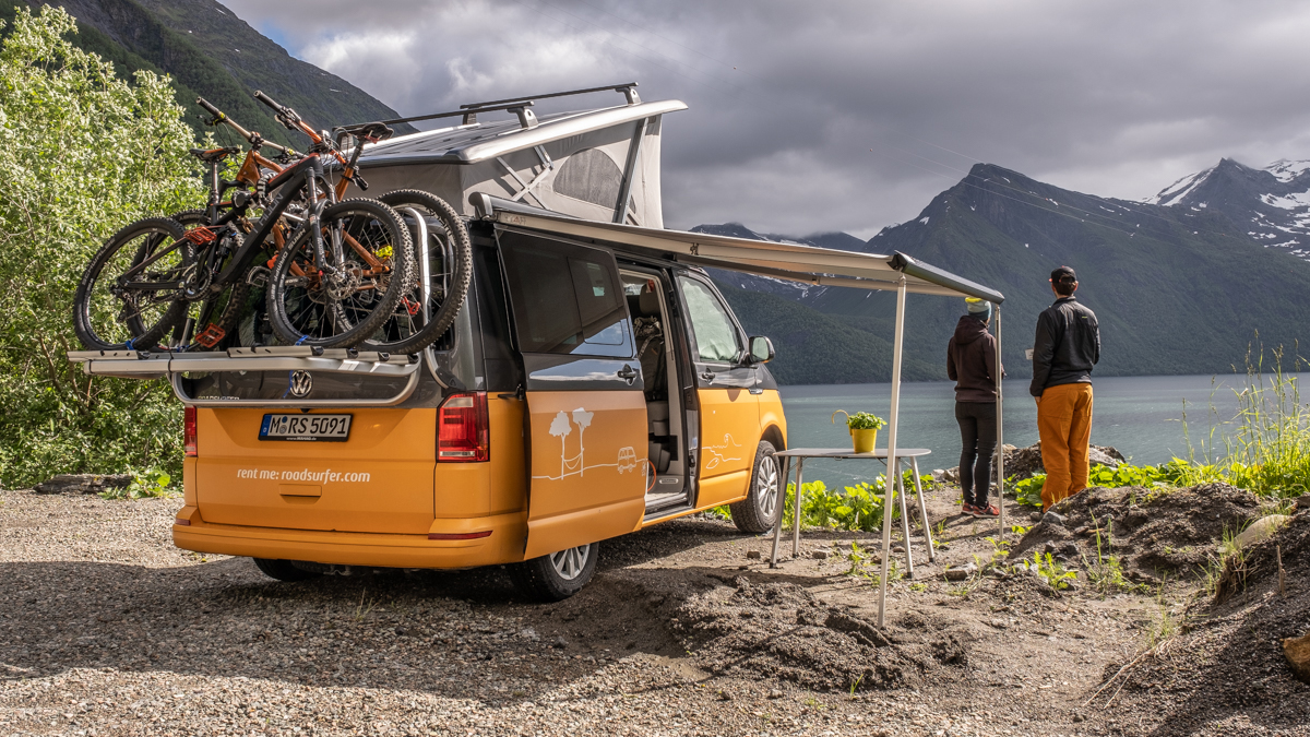 roadsurfer_lake