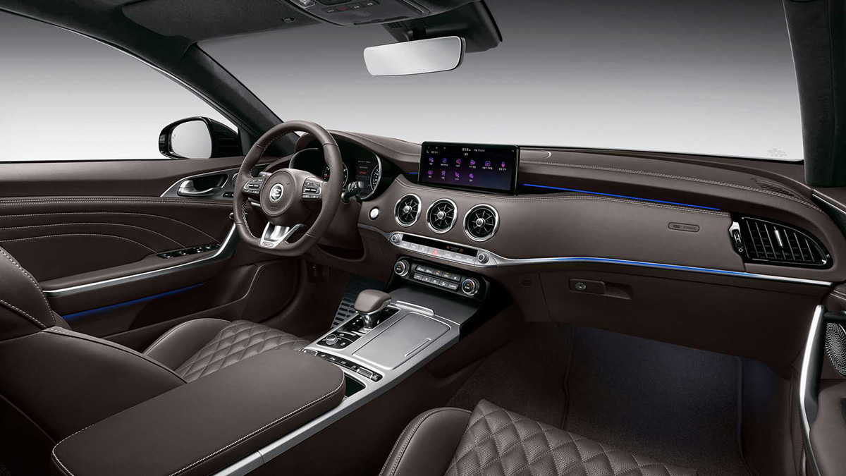 2021-kia-stinger-interior