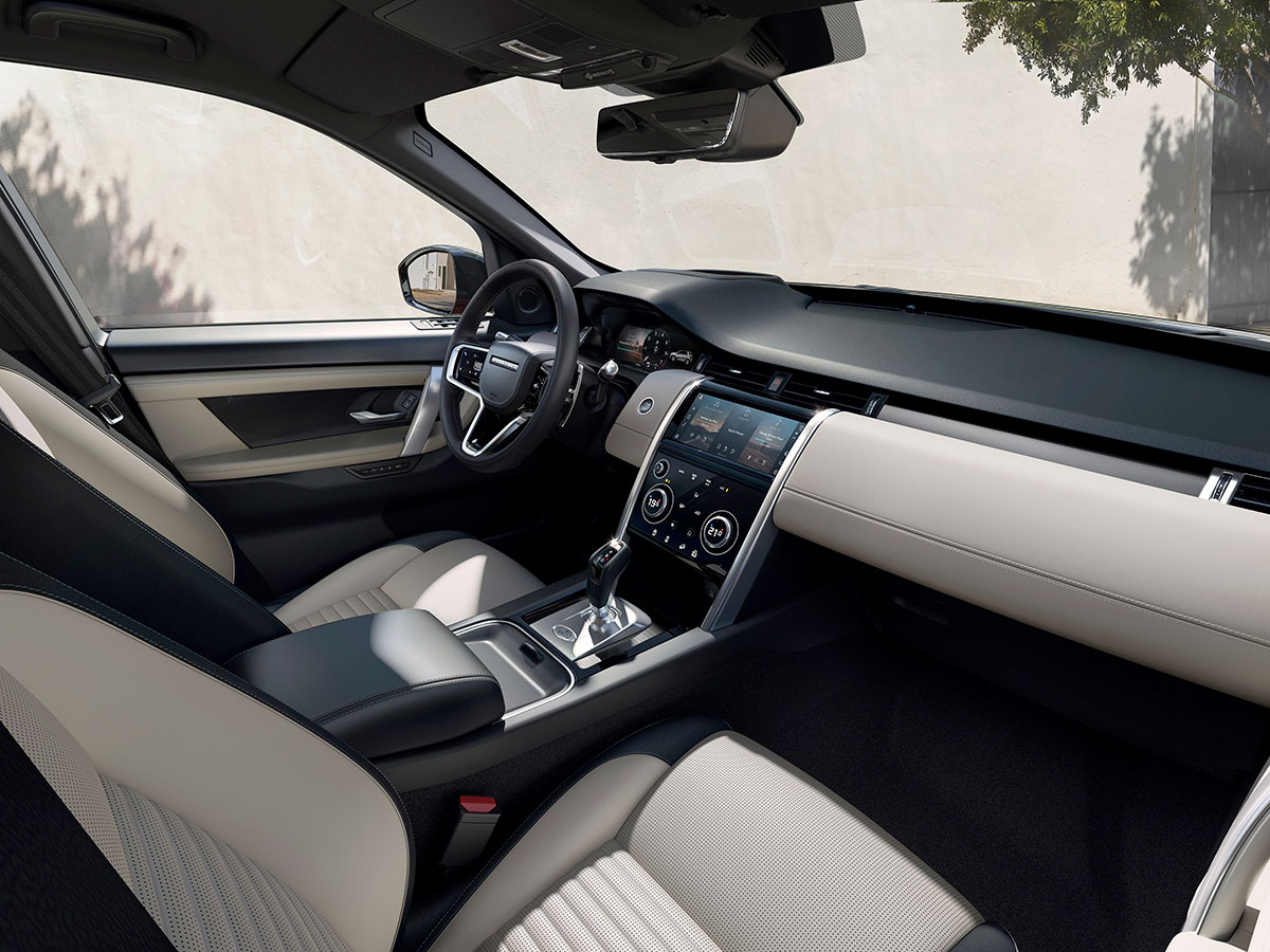 LR_DS_21MY_INTERIOR_260820_S44_01_