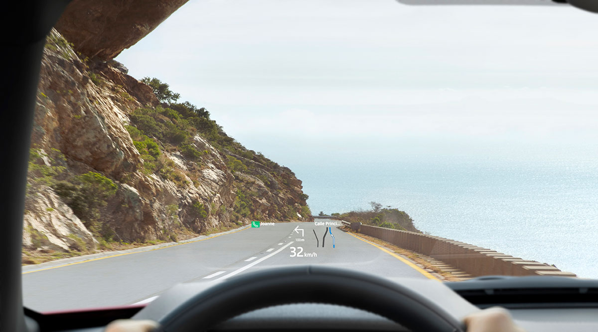 LR_DS_21MY_INTERIOR_HEADUPDISPLAY_260820_S44_06