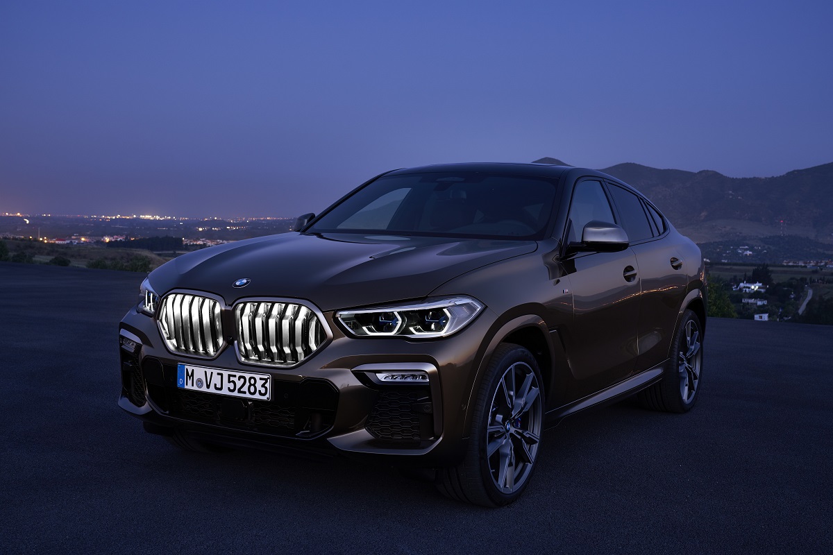 P90356703_highRes_the-new-bmw-x6-still