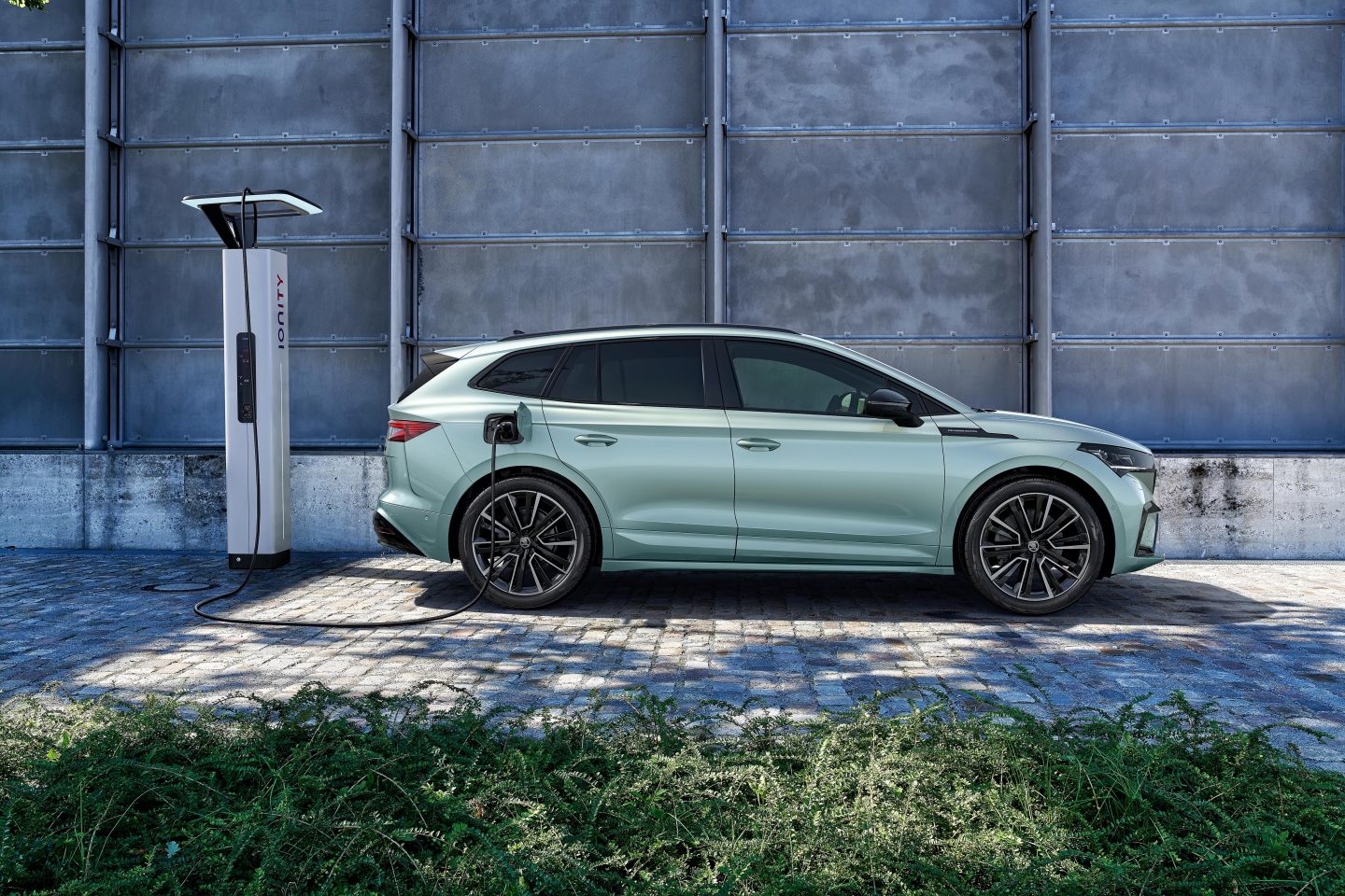 SKODA ENYAQ iV_03