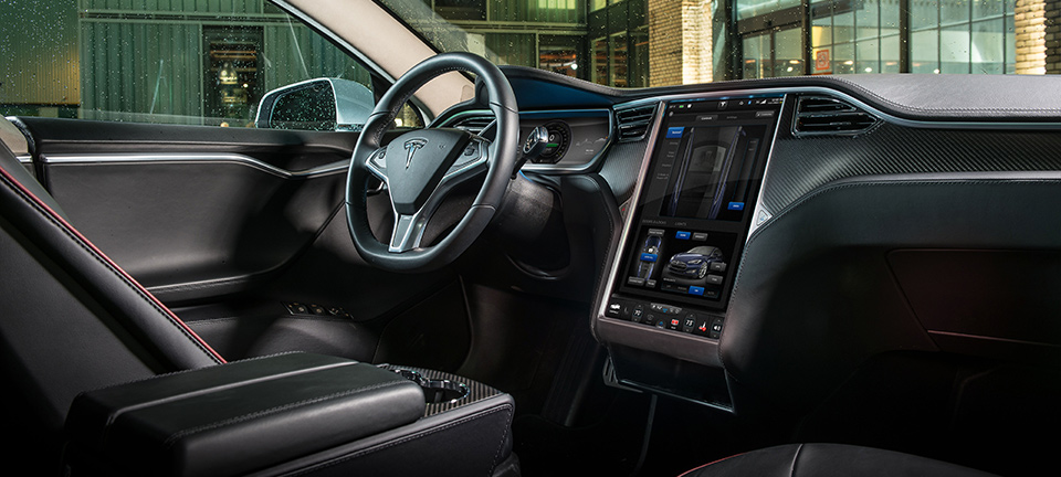 built_around_the_driver_20130418-2253