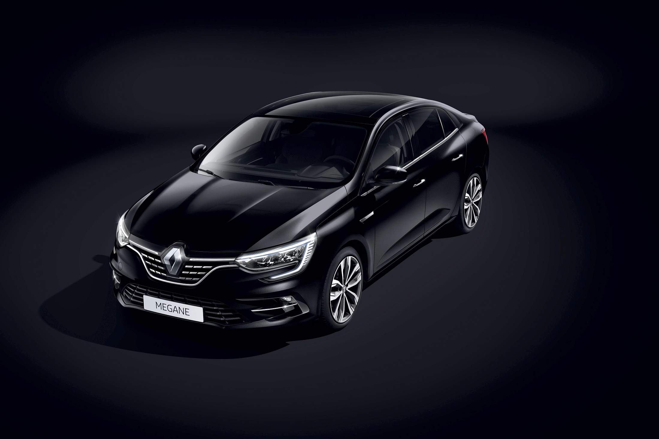 RENAULT MEGANE IV SEDAN (LFF)