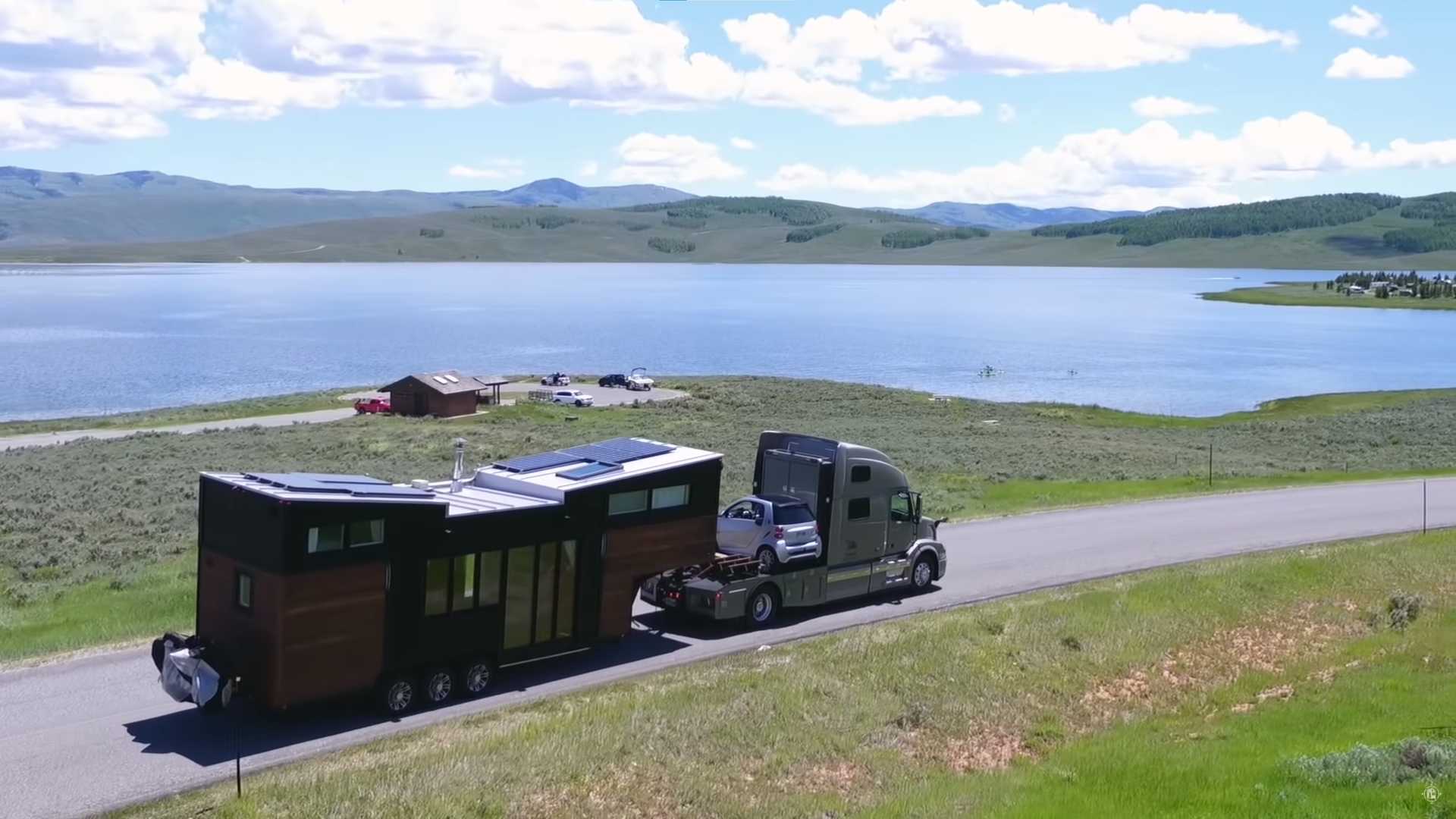 tiny-home-on-wheels