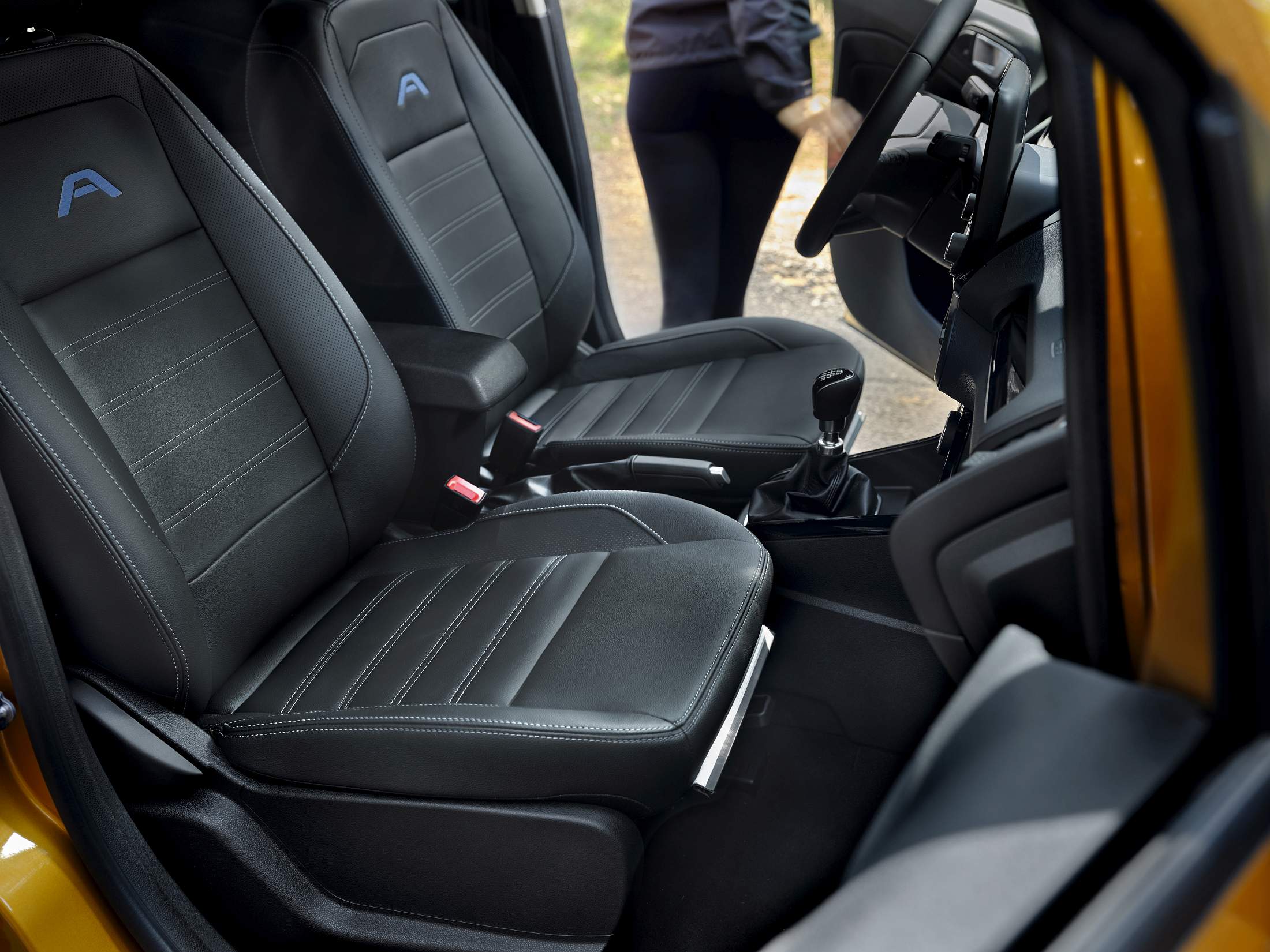 2020_FORD_EcoSport_Active_08