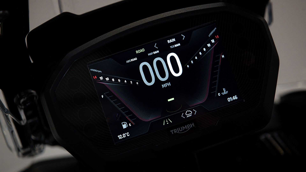 2021-triumph-tiger-850-sport-detail-tft-screen-2