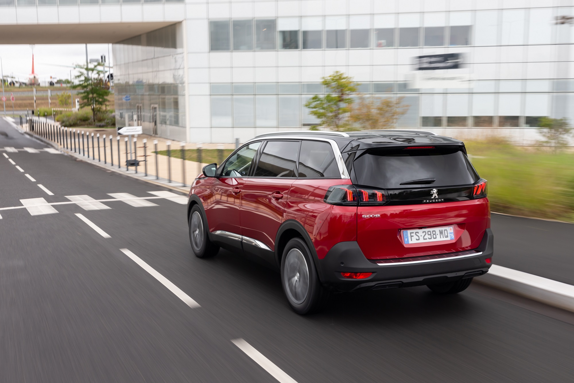 PEUGEOT_5008_1020TC321A