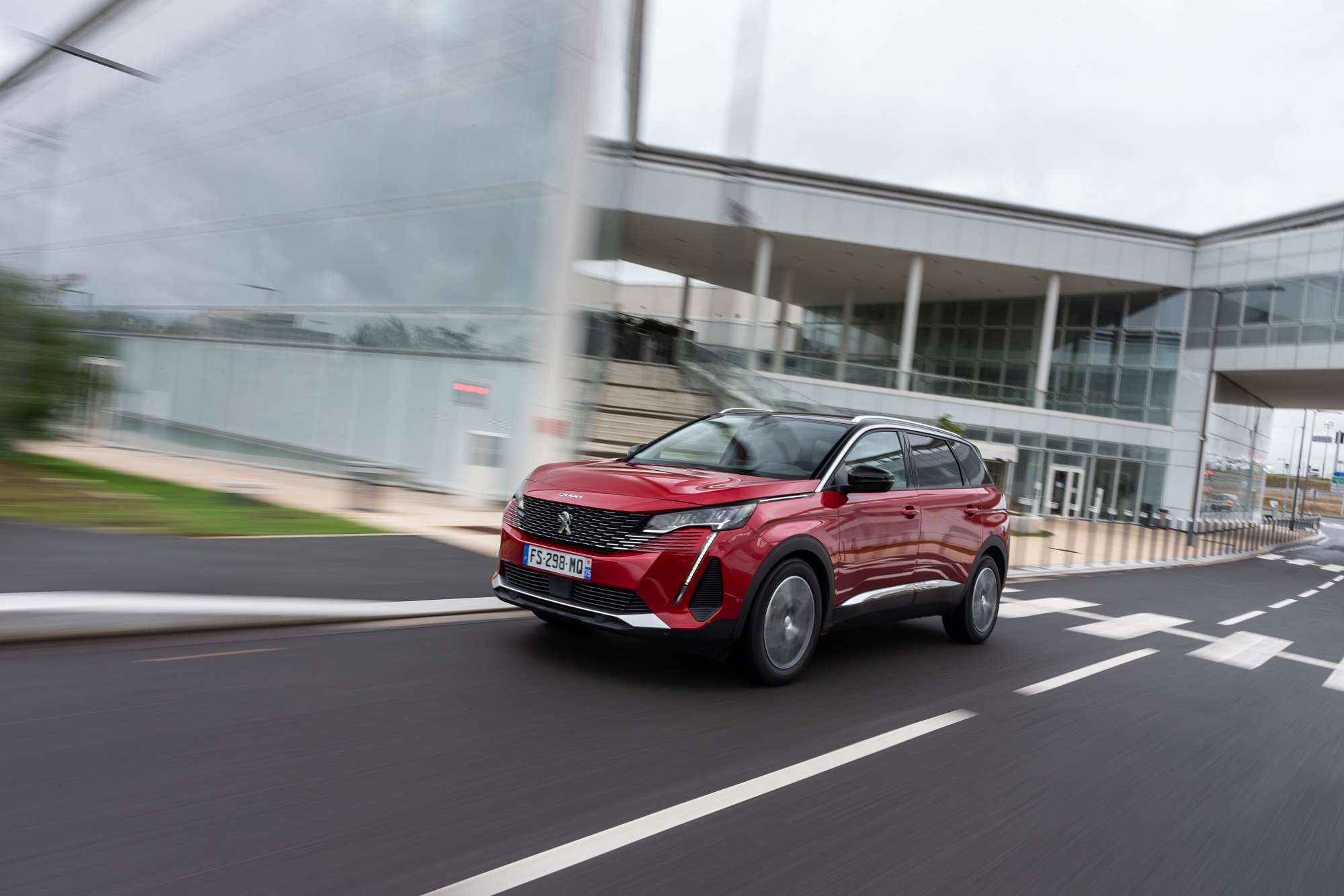 PEUGEOT_5008_1020TC333A