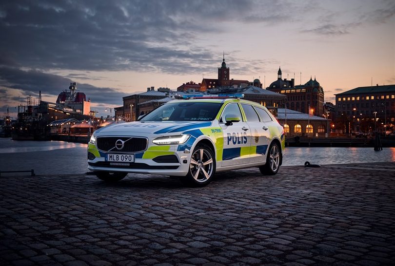 polis_cars-1