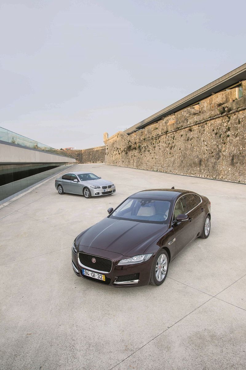 bmw-vs-jaguar-turbo-4