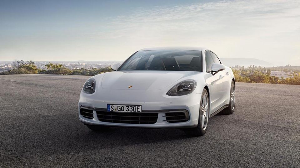 high_panamera_4_e_hybrid_2016_porsche_ag-2-1-960×600