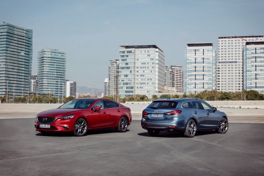 01_2017-mazda6_family-960×600