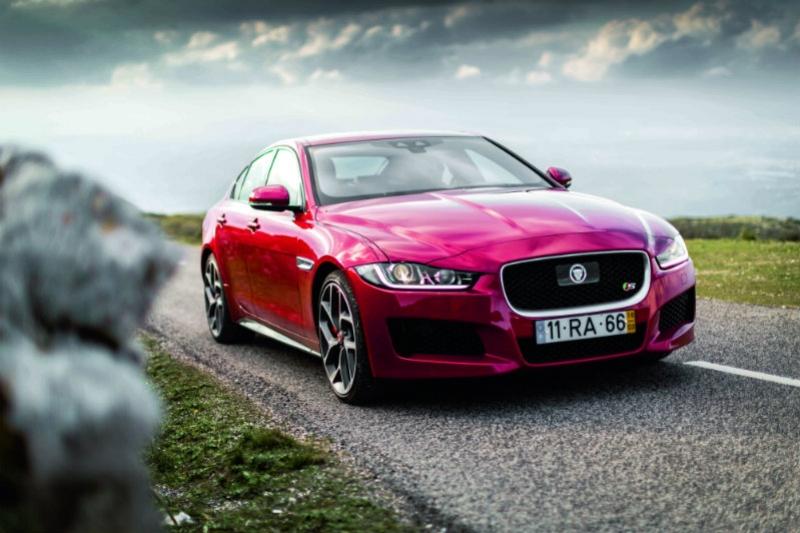 7jaguar_xe-237-copy