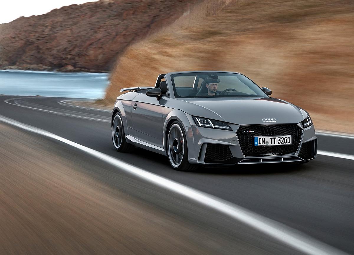 audi-tt_rs_roadster-2017-1600-07