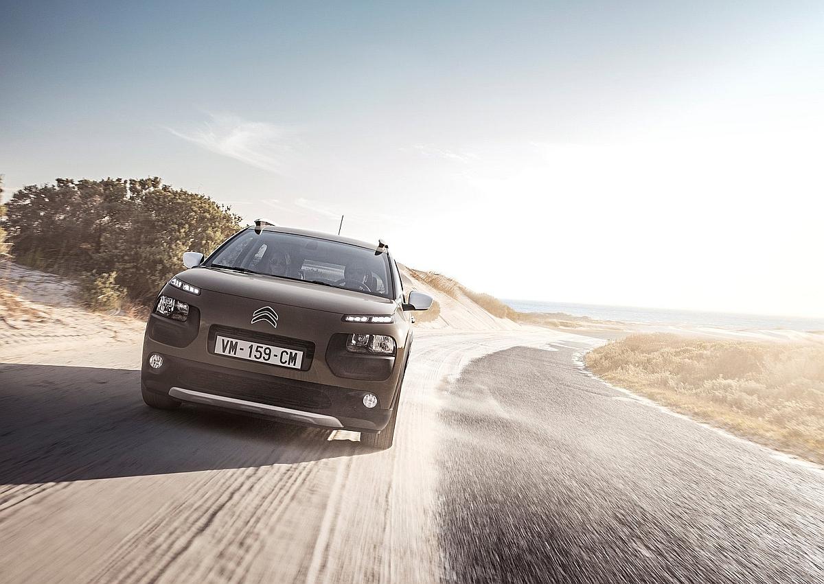 citroen-c4_cactus_rip_curl-2017-1600-0b