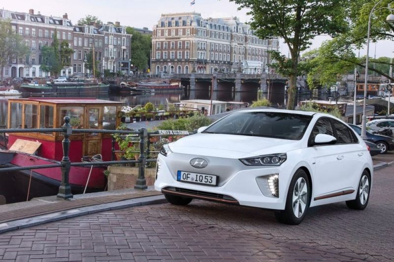 hyundai-ioniq-2017-1280-06