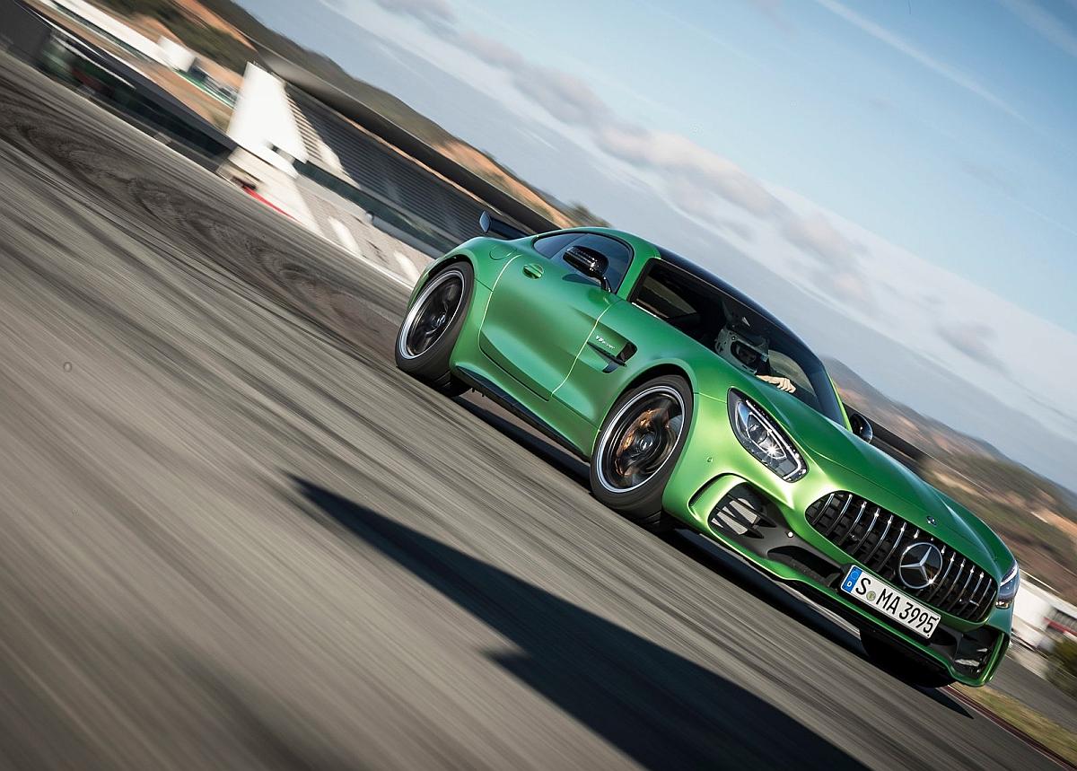 mercedes-benz-amg_gt_r-2017-1600-24